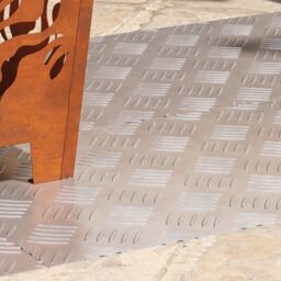 Berkfield Home Aluminum Checker Plates 4 pcs Anti-Slip 100x40 cm in Grey - Size: Medium - thumbnail 2