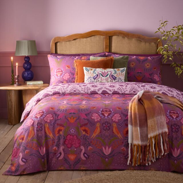 Furn Broderie Floral Reversible Duvet Set in Purple - Size: King - image 1