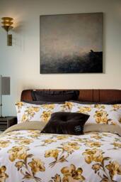 Ted Baker 'TB Branded' Cotton Velvet Button Cushion in Black - Size: 50 cm x 50 cm - thumbnail 3
