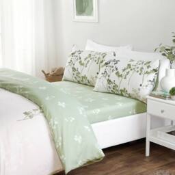 Coopers of Stortford Green Reversible Duvet Set with Sheets & Pillowcases - Size: King - thumbnail 1