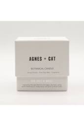 KDMD Agnes & Cat Botanical Soy Wax Candle Sea Salt & Moss 350g in White - thumbnail 2