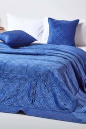 Homescapes Luxury Quilted Velvet Bedspread Geometric Pattern Throw in Navy - Size: King