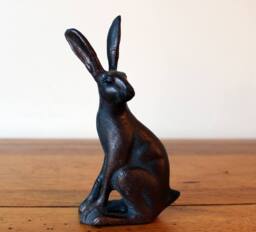 Inspirational Gifting Miniature Sitting Hare Garden Sculpture Cast Aluminium Ornament in Bronze - thumbnail 4