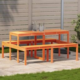 Berkfield Home Picnic Table Wax Brown 160x134x75 cm Solid Wood Pine - Size: 160 x 134 x 75 cm - thumbnail 1