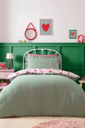 Bedlam 'Fun Strawberries' Easy Care Duvet Cover Set in Pink - Size: Single - thumbnail 7