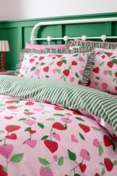Bedlam 'Fun Strawberries' Easy Care Duvet Cover Set in Pink - Size: Single - thumbnail 3