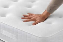 Sloomy Balmoral Open Coil Springs Comfort Layers Mattress in White - Size: Single - thumbnail 4