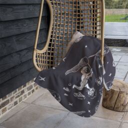 Benjamin Tate Design Astronaut Catches A Comet Blanket in Natural - Size: 120 cm x 150 cm - thumbnail 4
