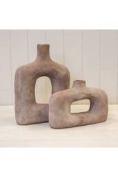 KDMD Tall Brown Textured Sculptured Vase in Light Brown - thumbnail 2