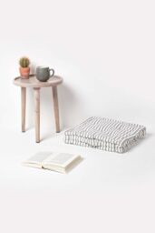 Homescapes Cotton Thin Stripe Floor Cushion in Light Grey - Size: 40 cm x 40 cm - thumbnail 2