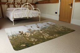 Benjamin Tate Design Plumes Slimbridge Designer Rug in Natural - Size: Large - thumbnail 3