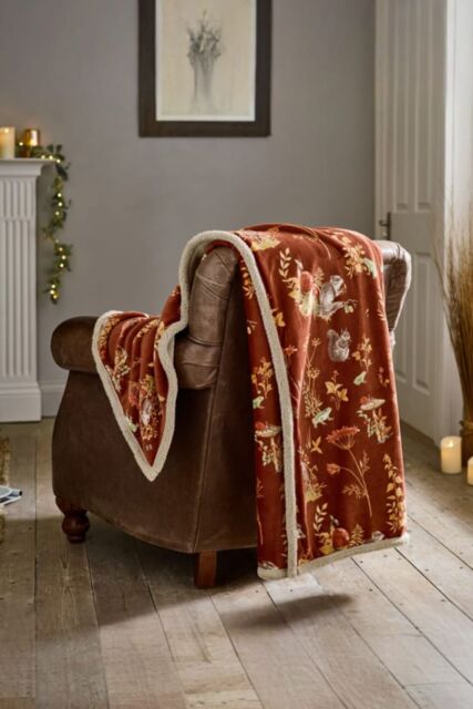 Deyongs Autumnal Woodland Throw Rust - Sherpa Lined Woodland Animal Blanket 130x170cm in Brown - Size: 130 cm x 170 cm