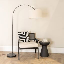 ValueLights Louis Black Metal Arched Floor Lamp with Linen Trim Drum Lamp Shade in White - thumbnail 3