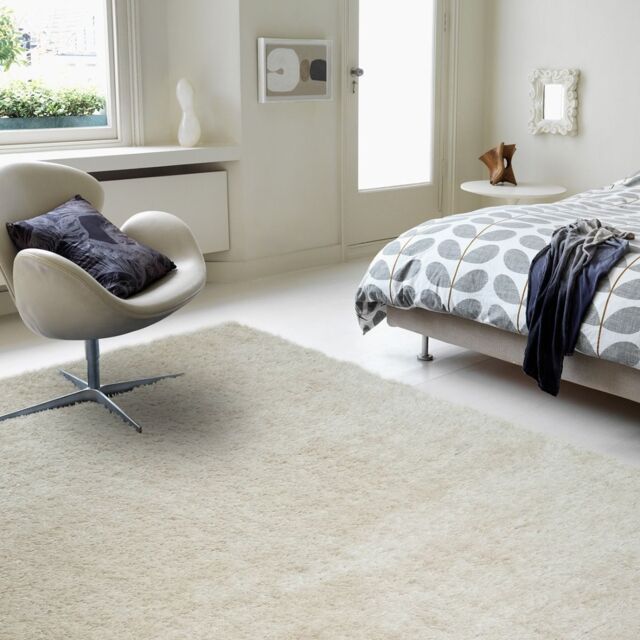 The Rug Shop UK Luxurious Modern Shaggy Anti-Shed Easy To Clean Area Rug in Beige - Size: 200 cm x 290 cm - image 1