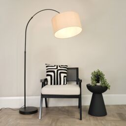 ValueLights Louis Black Arched Curved Floor Lamp with Fabric Drum Lamp Shade in Natural - thumbnail 3