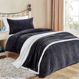 Coopers of Stortford Embossed Sherpa Fleece Duvet Cover & Pillowcase Set in Navy - Size: Double - thumbnail 1