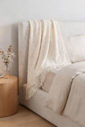 Living and Home Pattern Knitted Throw Blanket with Fringed Edges in Beige - Size: 130 cm x 170 cm - thumbnail 3
