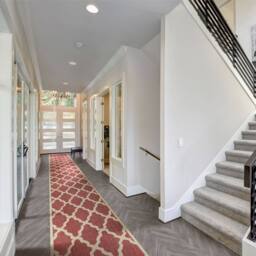runrug Hallway Carpet Runner Rug - Hardwearing & Durable, 7mm - 'Trellis' in Red - Size: 66 cm x 210 cm - thumbnail 4