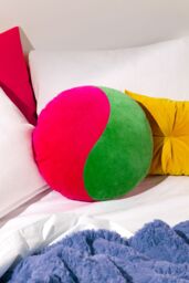 Heya Home Unity 100% Cotton Velvet Ready Filled Cushion in Green - Size: 40 cm x 40 cm - thumbnail 4