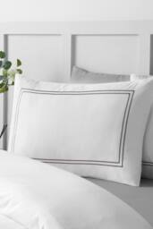Catherine Lansfield 'So Soft Mono Satin Stitch' Duvet Cover Set in Silver - Size: Double - thumbnail 2