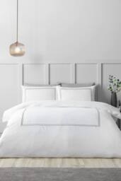 Catherine Lansfield 'So Soft Mono Satin Stitch' Duvet Cover Set in Silver - Size: Double - thumbnail 1