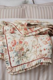 Sanderson 'Lakeland Paradis' Cotton Throw in Cream - Size: 150 cm x 200 cm - thumbnail 2