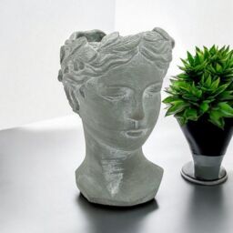 Minster Outdoor Bust Pot Ornament - L21 x W24 x H35 cm - Grey Cement - Size: 1 Pack - thumbnail 1