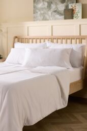 Slumberdown 4 Pack Anti Allergy Medium Support Back Sleeper Pillows in White