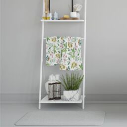 Benjamin Tate Design Watercolour Leaves & Flowers Soft Bath Towel in Green - thumbnail 2