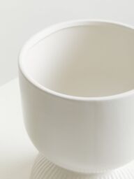 Orsina Lightweight Planter, Durable Ceramic Construction Outdoor Pot, Cylindrical Design Flower Planter in White - thumbnail 5