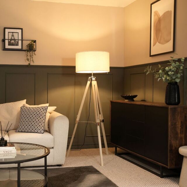 ValueLights Clipper Light Wood Tripod Floor Lamp Light with Boucle Shade in Cream - Size: 18 inches - image 1