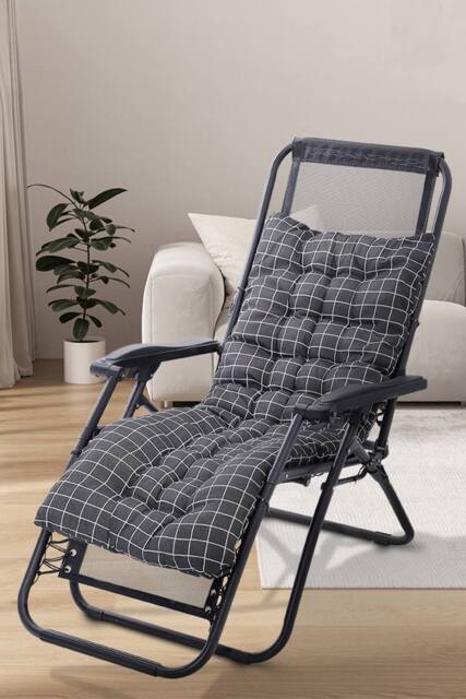 Living and Home 160cm L x 50cm W Plaid Print Beach Chair Seat Cushion Button Tufted Lounge Cushion in Black - Size: 160 cm L x 50 cm W - image 1
