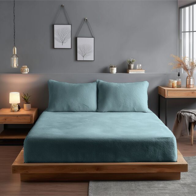 Snug City Teddy Fitted Sheet 30cm Extra Deep Soft Cuddly Soft Touch Bedding in Duck Egg Blue - Size: Single - image 1