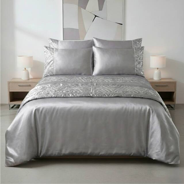 Snug City Shimmer Duvet Cover Set Luxury Bedding with Elegant Metallic Finish in Silver - Size: Double - image 1