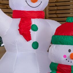 Samuel Alexander 1.5m Light up Christmas Inflatable Snowman Family with 12 White LEDs - thumbnail 8