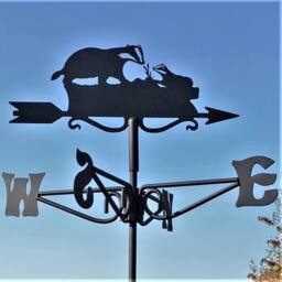 Buttercup Farm Mini Badger Weathervane - Steel - L38 x W38 x H51 cm - Black - thumbnail 3