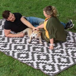 Valiant Waterproof Garden Rug for Indoor & Outdoor Use - Grey Geometric 6ft x 4ft (180cm x 120cm) - Size: 180 cm x 120 cm - thumbnail 6