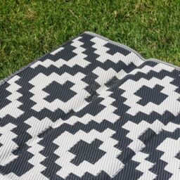 Valiant Waterproof Garden Rug for Indoor & Outdoor Use - Grey Geometric 6ft x 4ft (180cm x 120cm) - Size: 180 cm x 120 cm - thumbnail 8