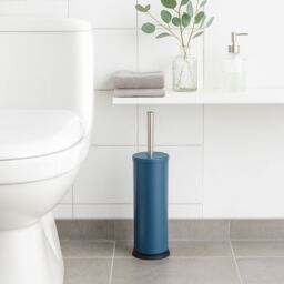 Harbour Housewares Round Toilet Brush & Holder - Cleaning Brush Set with Non Slip Base in Blue - thumbnail 8
