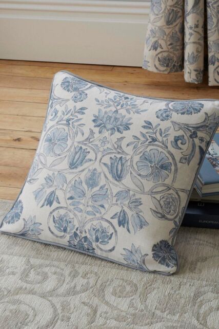 Dreams & Drapes 'Averie' Filled 100% Cotton Cushion With Delicate Floral Print in Blue - Size: 43 cm x 43 cm - image 1
