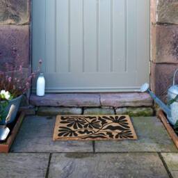 Artsy Mats Black Quirky Floral Pattern Coir Doormat (60 x 40cm) in Brown - Size: 40 cm x 60 cm - thumbnail 8