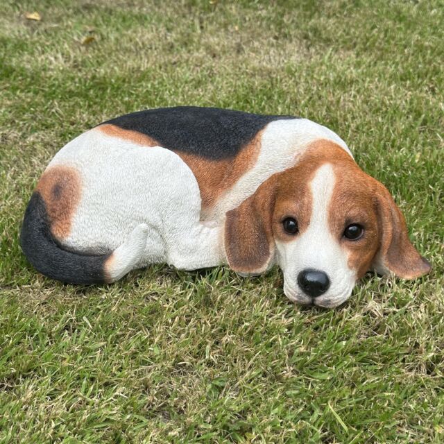Animal Crackers Realistic Laying Beagle Dog Figurine Home Decoration Or Memorial - image 1