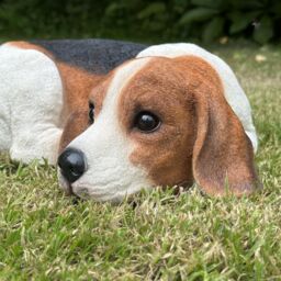 Animal Crackers Realistic Laying Beagle Dog Figurine Home Decoration Or Memorial - thumbnail 2