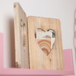 "Nicola Spring Rustic Hearts Folding 2 Photo Frames - 4 x 6"" - Pack of 5 in Natural" - thumbnail 6
