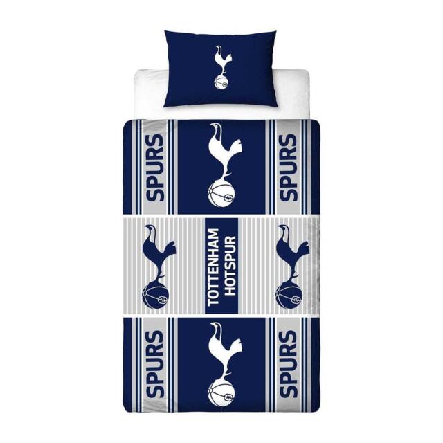Tottenham Hotspur FC Crest Reversible Duvet Set in Navy - Size: Double - image 1