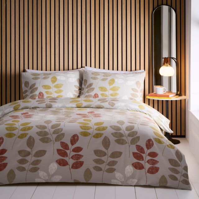 Portfolio Home Floral Leaf Trail Botanical Grey Bedding Duvet Cover Set in Natural - Size: Super King - image 1