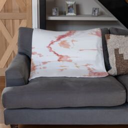 Benjamin Tate Design Pink Marble Blanket in Natural - Size: 120 cm x 150 cm - thumbnail 2