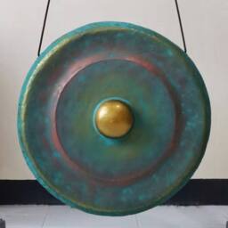 KDMD Small Bali Gong with Stand - 25cm Greenwash, Handmade, Healing Sound in Green - thumbnail 2