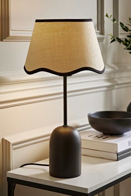 ValueLights Kaiden Black Dome Table Lamp with Scallop Trim Lamp Shade in Cream - image 1