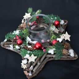 Shatchi Star Shape Wooden Candle Holder Tabletop Centrepiece Christmas Decorated with Red/Silver Baubles, Berries & Cones - thumbnail 3